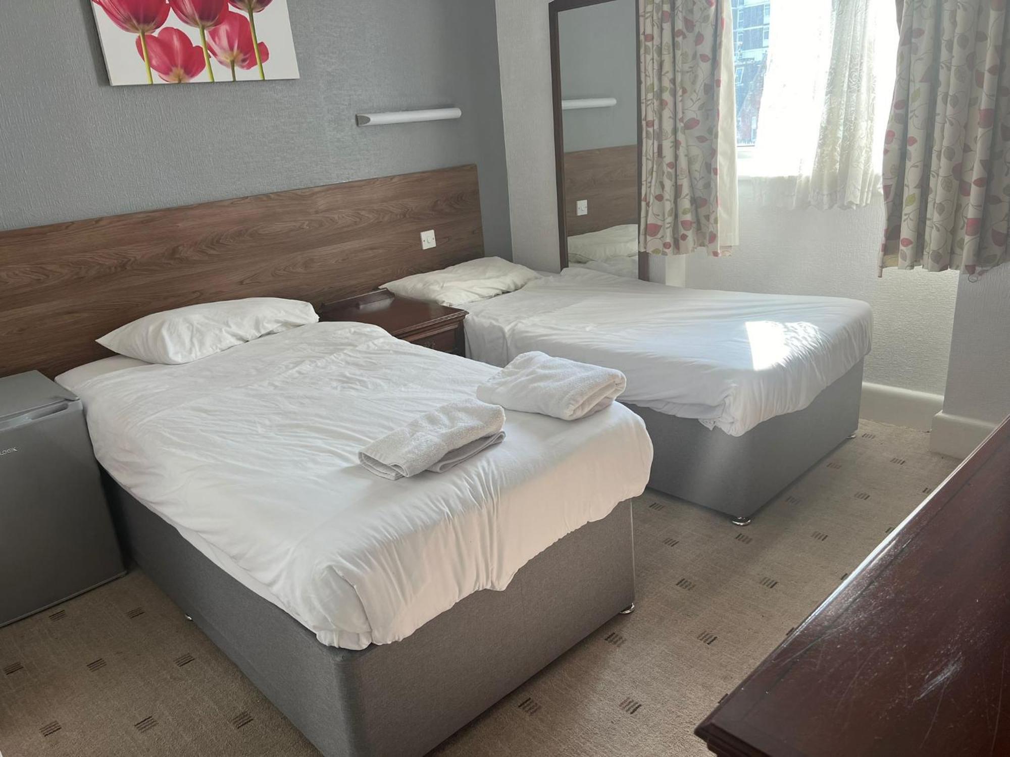 Ullswater Hotel Борнмут Екстер'єр фото
